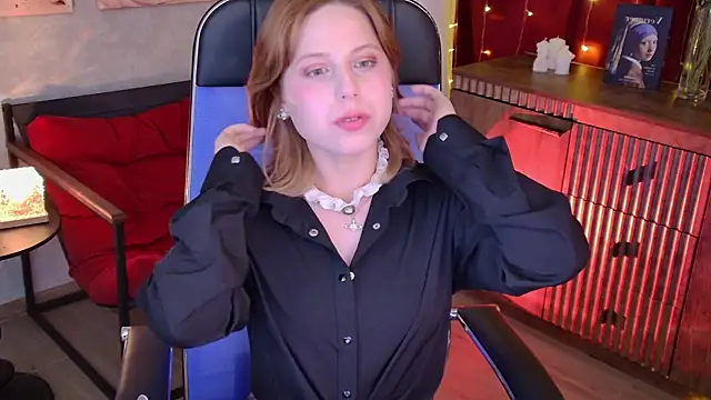 VivienneHebert online show from June 25, 12:53 pm