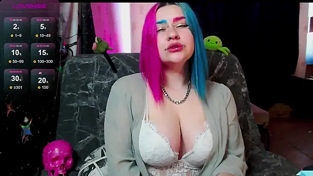 Snapshot of Neon_Baddie chatting on April 22, 3:02 pm Neon Baddie online show from April 22, 3:02 pm