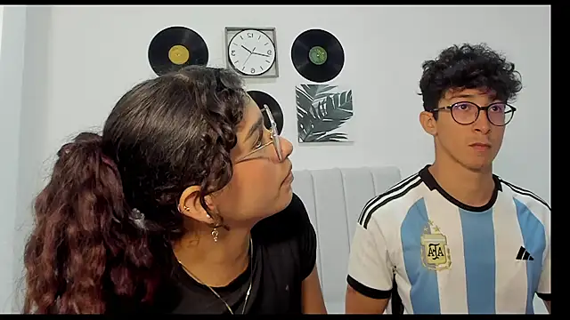 Snapshot of alanandtifany chatting on May 7, 6:46 pm alanandtifany online show from May 7, 6:46 pm