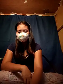 Charming05 online show from April 17, 11:30 pm