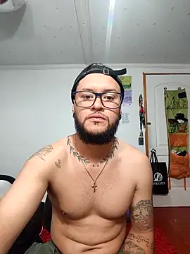 ivandarkc online show from April 13, 2:39 am