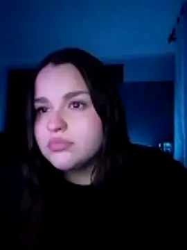 Snapshot of estrell4 chatting on May 12, 9:45 pm estrell4 online show from May 12, 9:45 pm