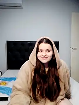 estrell4 online show from June 25, 11:42 pm