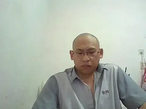 Snapshot of benly118 chatting on April 22, 3:09 am benly118 online show from April 22, 3:09 am
