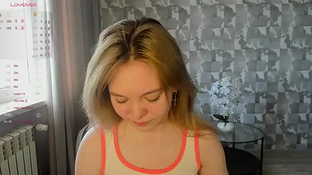 Snapshot of Anna_Delon chatting on May 16, 10:36 am Anna Delon online show from May 16, 10:36 am