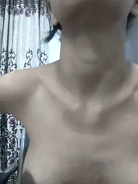Alisha Queen55 online show from May 10, 7:52 pm