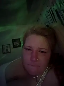 Snapshot of jilljizzle1990 chatting on April 14, 6:41 am jilljizzle1990 online show from April 14, 6:41 am