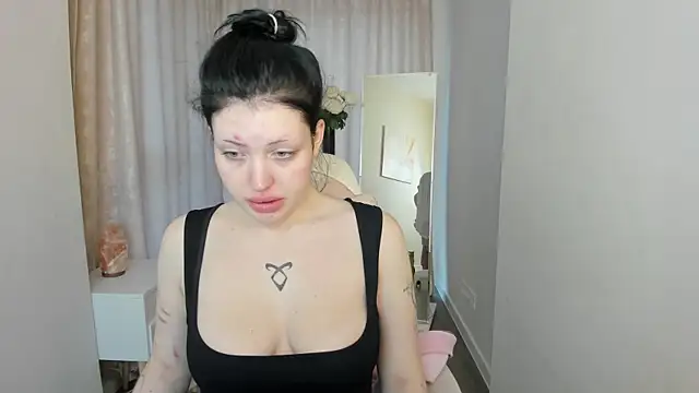 Snapshot of Jena_Mi1ler chatting on May 11, 1:22 am Jena Mi1ler online show from May 11, 1:22 am