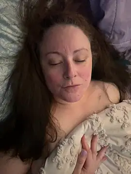 Snapshot of NeedyKitty47 chatting on May 28, 9:01 pm NeedyKitty47 online show from May 28, 9:01 pm