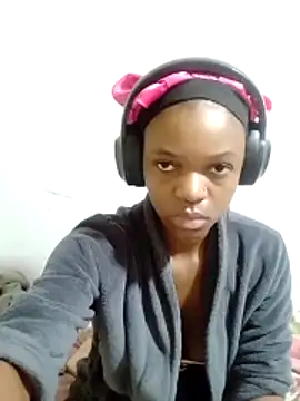 Snapshot of Sammmynoe chatting on June 14, 8:00 pm Sammmynoe online show from June 14, 8:00 pm
