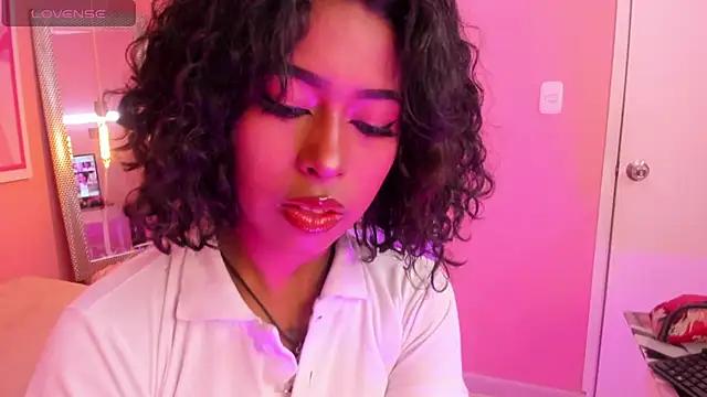 Snapshot of Ruby_sam chatting on May 19, 1:06 pm Ruby sam online show from May 19, 1:06 pm
