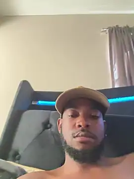 blackdiesel0 online show from July 21, 1:13 pm