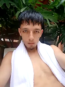 Snapshot of dark_men1 chatting on April 26, 8:17 pm dark men1 online show from April 26, 8:17 pm