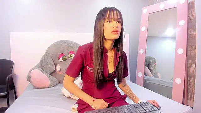 Snapshot of Antonella_Bratzz4 chatting on May 19, 8:37 pm Antonella Bratzz4 online show from May 19, 8:37 pm