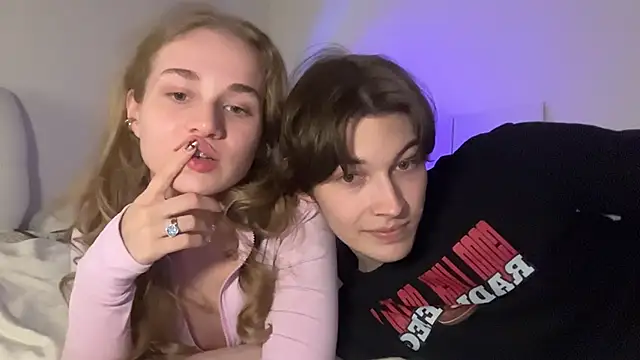 swaggenjoyer online show from April 21, 9:28 pm