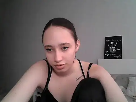 DarkMirel online show from May 21, 2:02 pm
