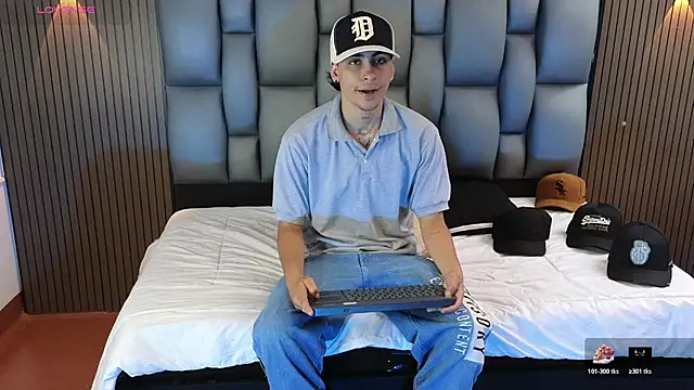 mohamed malik online show from April 21, 1:06 pm