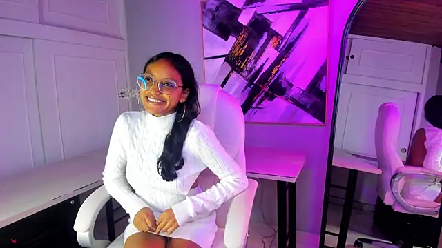 Snapshot of miel_ambar chatting on April 23, 1:13 pm miel ambar online show from April 23, 1:13 pm
