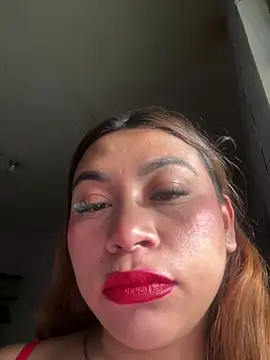 Snapshot of annie_funn chatting on April 15, 12:17 am annie funn online show from April 15, 12:17 am