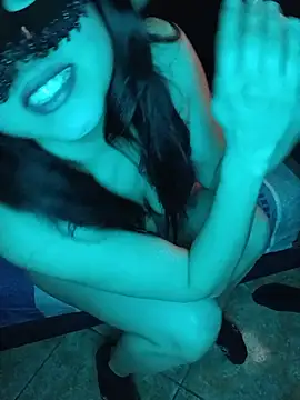 Snapshot of esteebanaannon chatting on August 3, 5:50 am esteebanaannon online show from August 3, 5:50 am