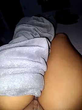 emimyy online show from April 28, 2:38 am