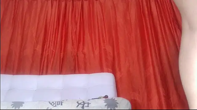 Snapshot of Ixchel66 chatting on July 5, 4:19 am Ixchel66 online show from July 5, 4:19 am