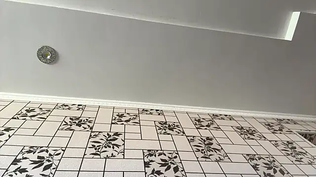 wildnikaanyx online show from April 14, 7:36 am