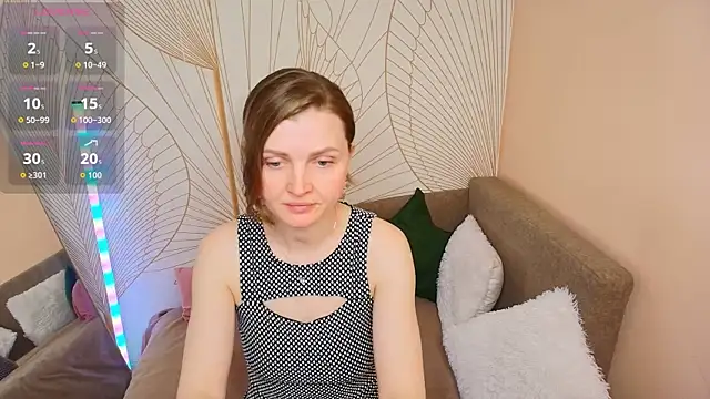 Liza  Evans online show from June 9, 2:01 am