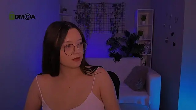 Snapshot of nymira chatting on July 29, 7:12 pm nymira online show from July 29, 7:12 pm