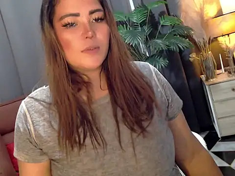 Snapshot of Super_Latchbiya chatting on April 23, 1:57 pm Super Latchbiya online show from April 23, 1:57 pm