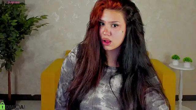Snapshot of nicolewoss chatting on April 21, 4:19 am nicolewoss online show from April 21, 4:19 am