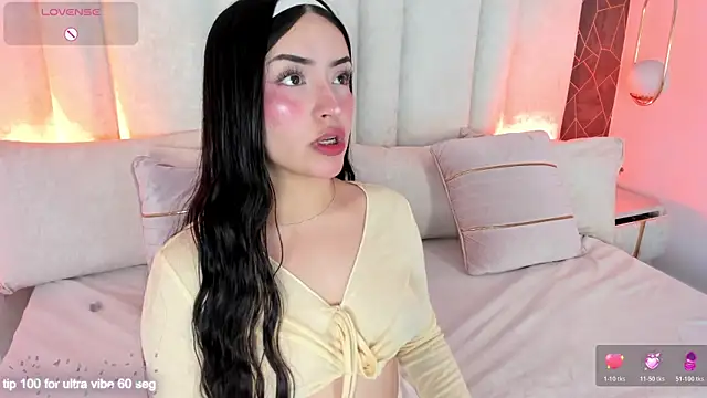 im miaadoll online show from June 25, 1:15 pm