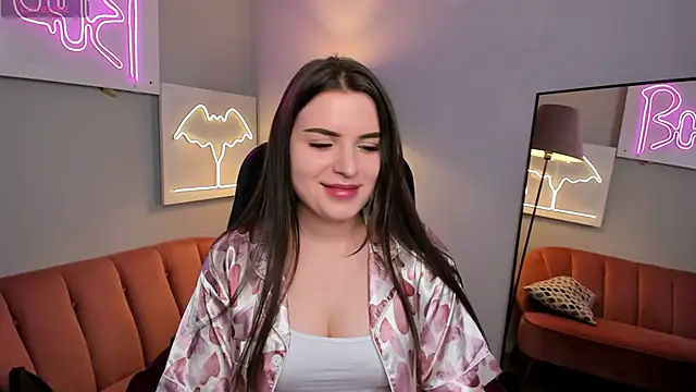 Snapshot of AliceLiador_ chatting on May 10, 2:33 pm AliceLiador online show from May 10, 2:33 pm