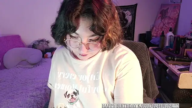 Snapshot of kaori_sama_uwu chatting on May 17, 12:41 am kaori sama uwu online show from May 17, 12:41 am