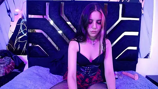 amberblackcs01 online show from April 22, 3:02 pm