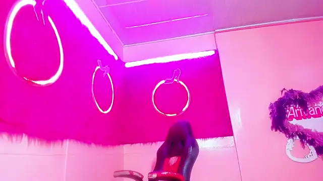 Snapshot of abril_gomez__ chatting on May 3, 3:34 am abril gomez online show from May 3, 3:34 am