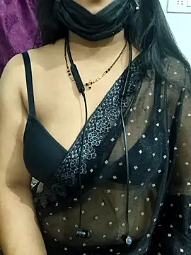 Snapshot of sweetylove01 chatting on May 25, 5:41 pm sweetylove01 online show from May 25, 5:41 pm