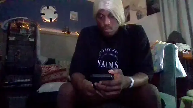 Snapshot of Dicksee_Left chatting on June 7, 7:23 am Dicksee Left online show from June 7, 7:23 am