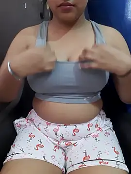 SmileGirll online show from April 23, 3:19 am