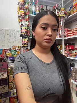 Snapshot of Sara_fun chatting on December 15, 4:22 pm Sara fun online show from December 15, 4:22 pm