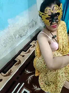 Snapshot of Sexy_Hena_69 chatting on June 2, 7:49 pm Sexy Hena 69 online show from June 2, 7:49 pm