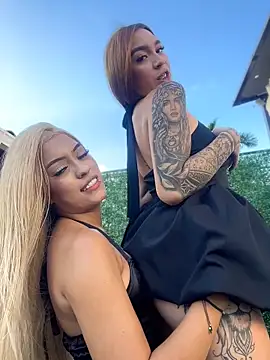 Snapshot of AngelAmberXXX chatting on April 17, 10:13 pm AngelAmberXXX online show from April 17, 10:13 pm