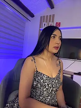 Snapshot of _hanna_gomez chatting on April 21, 12:33 pm hanna gomez online show from April 21, 12:33 pm