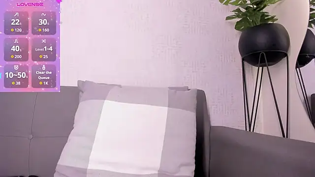 Snapshot of MelissaSaenzgh_ chatting on May 31, 3:47 am MelissaSaenzgh online show from May 31, 3:47 am