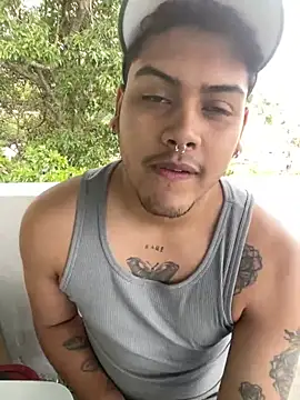 Snapshot of Saul_88 chatting on May 16, 5:34 pm Saul 88 online show from May 16, 5:34 pm