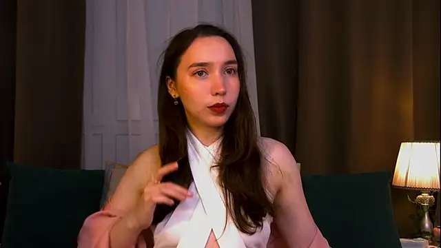 Snapshot of Suzaneey chatting on July 11, 6:54 pm Suzaneey online show from July 11, 6:54 pm