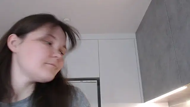 Snapshot of Nodarell chatting on May 16, 10:36 am Nodarell online show from May 16, 10:36 am