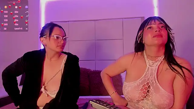 Snapshot of Agatha_Atenea11 chatting on May 6, 2:40 am Agatha Atenea11 online show from May 6, 2:40 am