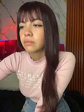 Snapshot of kira_ec chatting on May 20, 5:30 pm kira ec online show from May 20, 5:30 pm