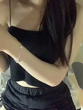 Snapshot of Summ_vn chatting on April 24, 5:10 am Summ vn online show from April 24, 5:10 am